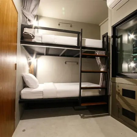 Here Hostel Bangkok-3